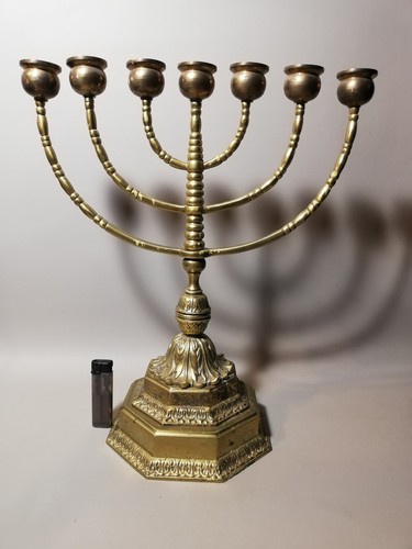 Alter menora leuchter judaica - menora,